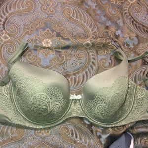 Victorias Secret 34ddd EUC